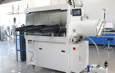 Vacuum Glove Box